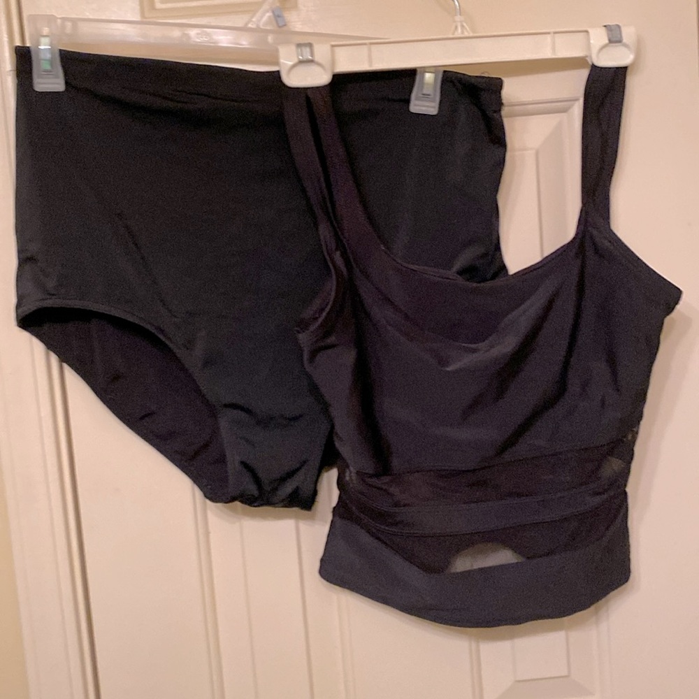 Women’s swim suit set
